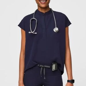 Figs Rafaela Oversized Scrub Top